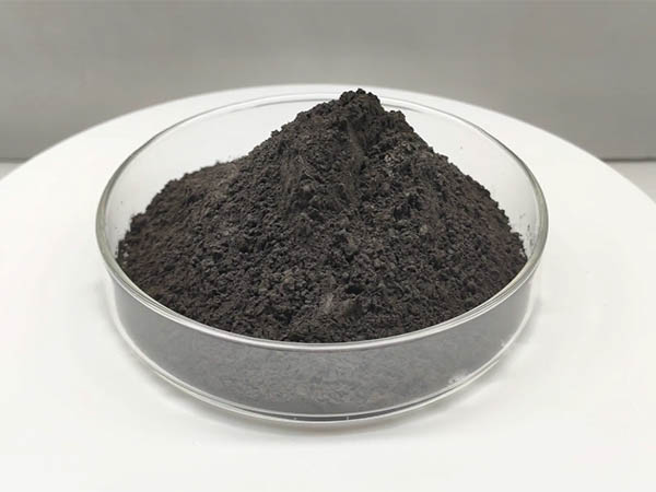 鉻礦粉如何應(yīng)用在綠色玻璃著色劑上？